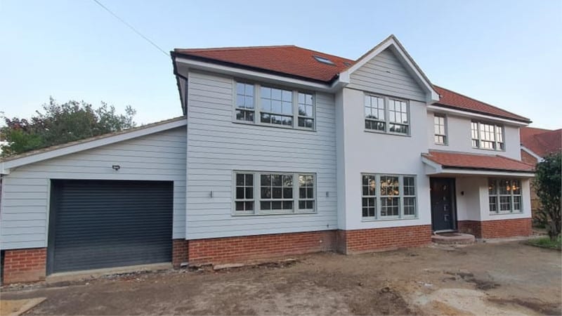 Timber Frame Converts Hampshire Bungalow to Impressive Modern Home