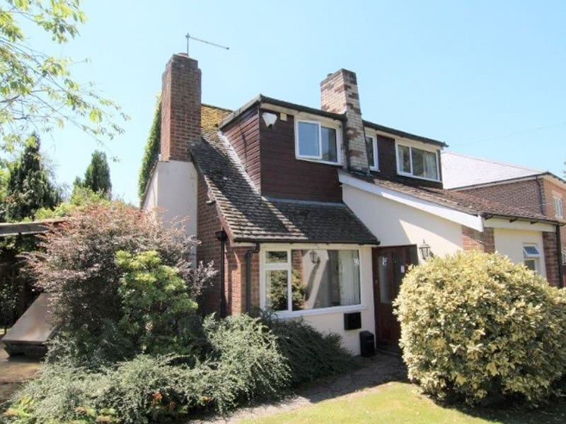 Bungalow transformation by Vision Development, Berkshire